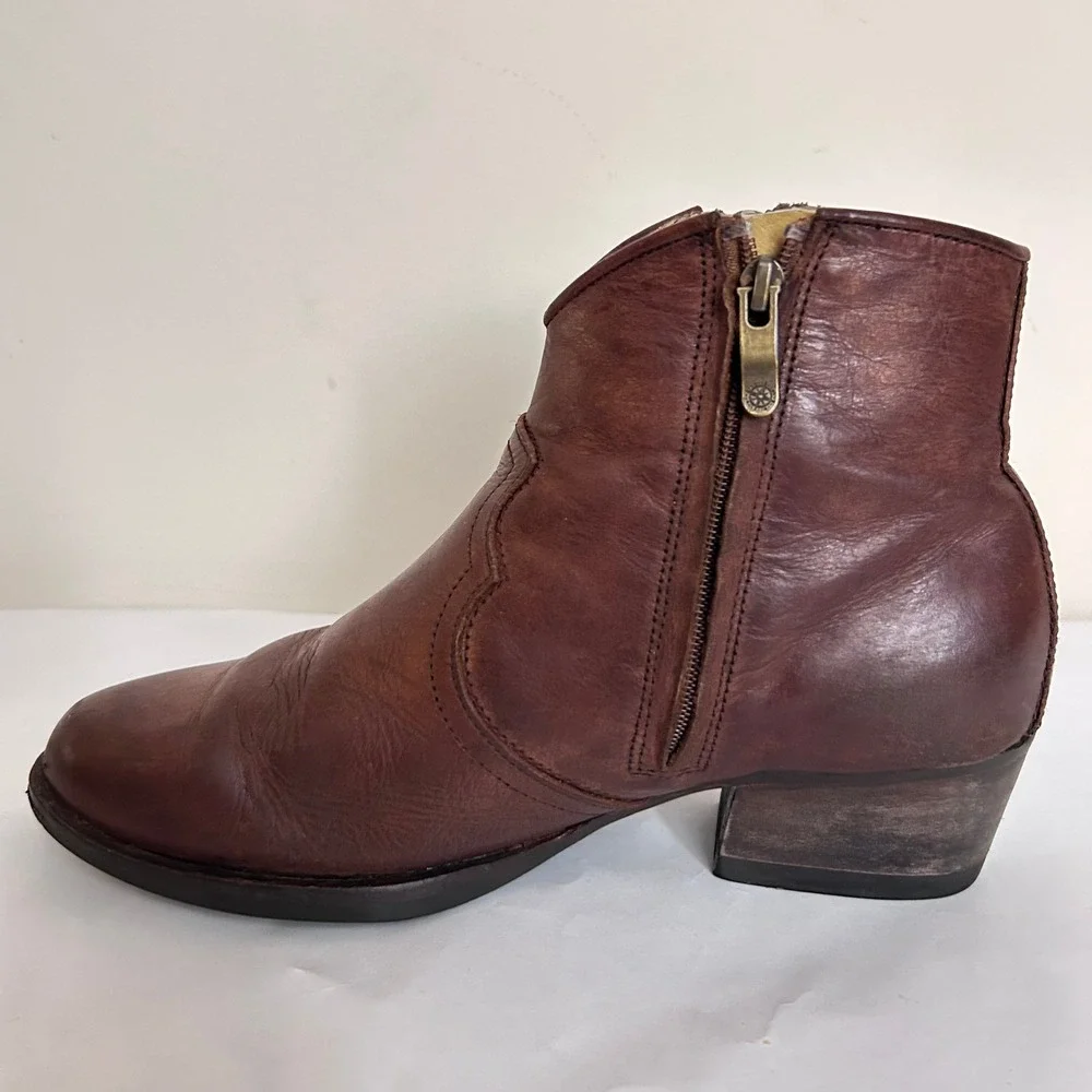 BUSSOLA Brown Leather Ankle Boots Western‎ Style Side Zip Block Heel 38